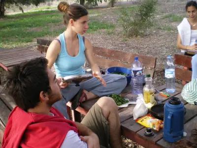 מפגש חברים בקיבוץ גינוסר