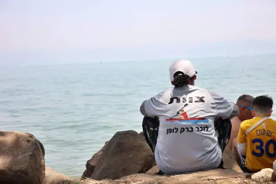 "צוות לזכר ברק לופן" — צופים בשייט